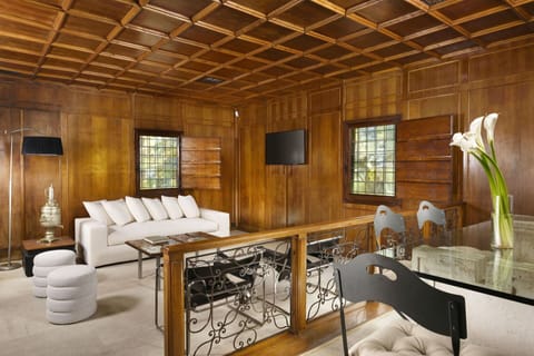 Furniture, Building, Window, Picture Frame, Wood, Interior Design, Flooring, Living Room, Couch, Floor