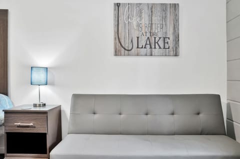 All rooms are tastefully decorated. 