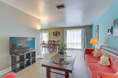 Montgomery Vacation Rental | 2BR | 1BA | 1 Small Step Required | 900 Sq Ft