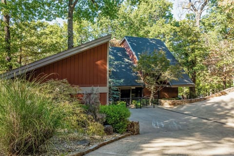 Afton Vacation Rental | 4BR | 5.5BA | Stairs Required | 3,686 Sq Ft