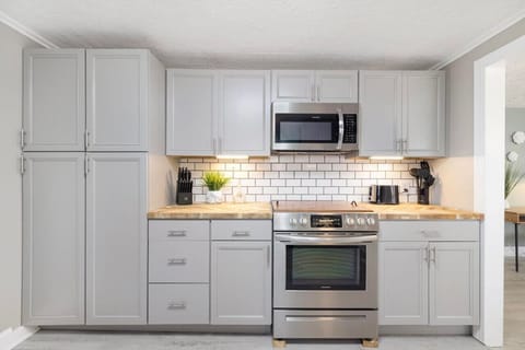 Whether you’re cooking up a feast or just brewing your morning coffee, this kitchen has everything you need to make it happen.