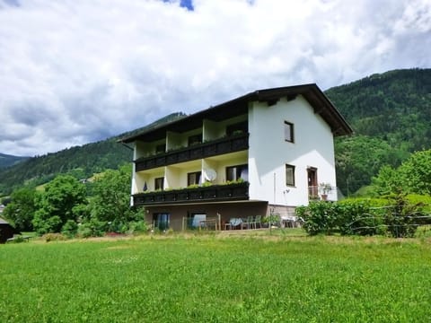 Ferienwohnung 2 - Gästehaus Anni Maier Apartment in Carinthia, Austria