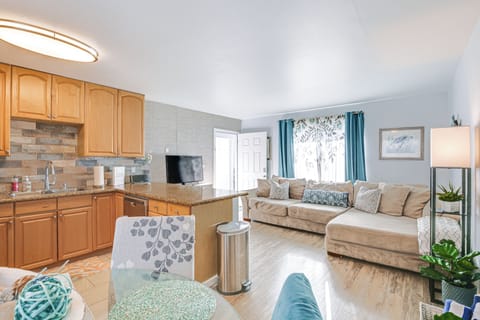 San Diego Vacation Rental | 1BR | 1BA | Stairs to Enter | 600 Sq Ft