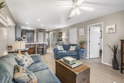 Rejuvenate and reconnect in our inviting common area—a sanctuary for relaxation and cherished moments with loved ones after a day filled with exploration and adventure.