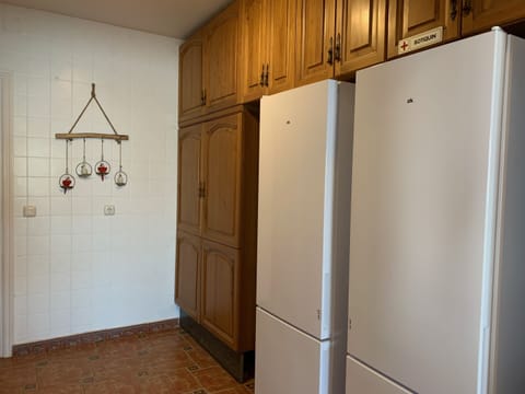 Plenty of storage for food and drinks