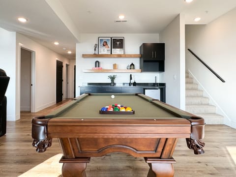 Game room with pool table (lower level)