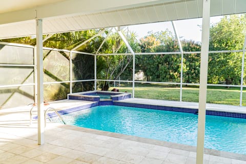 Fort Myers Pool View 2