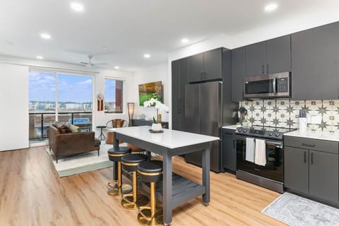 Kitchen island with bar seating