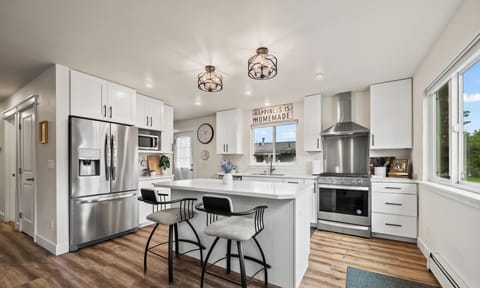 Fridge | Microwave | Dishwasher