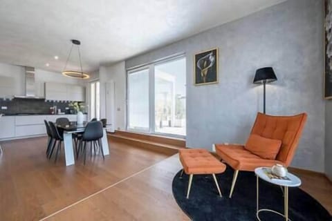 Area relax presente nel soggiorno. 