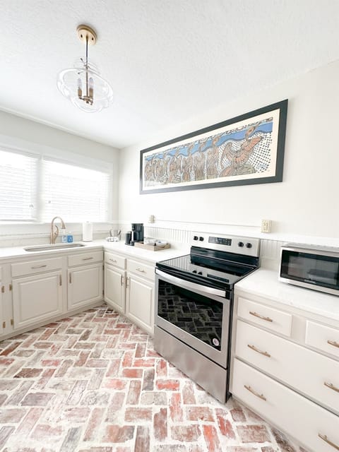 Savor the Taste of the South: Create Culinary Delights in Our Modern Kitchen, Inspired by the Rich Flavors and Warmth of Laurel, MS - A Haven of Southern Hospitality and the Proud Hometown of HGTV's Popular Hit Show, Hometown