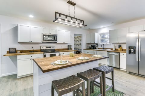 Kitchen | Keurig & Drip Duo Coffee Maker