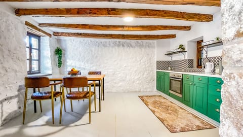 Kitchen and dining area.