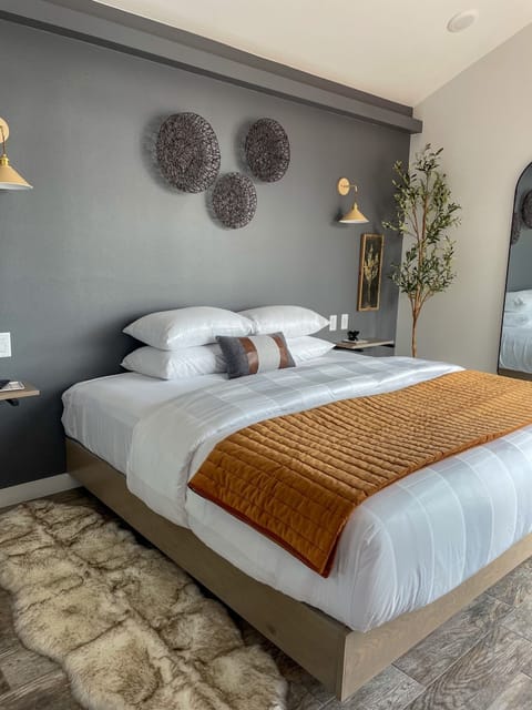 Cozy king bed