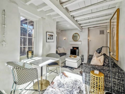 Living Room Kitchen Table
