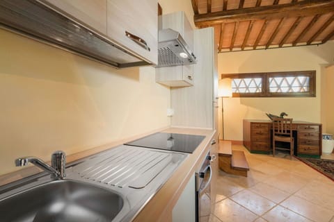 Autumn, Kitchen, Spring, Summer