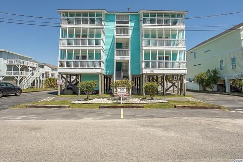 Condo located on the 2nd floor (no elevator)