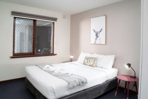 Queen Bed