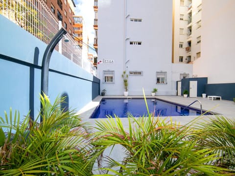 Apartment, Urban Design, Composite Material, Condominium, Houseplant, Hotel, Flowerpot, Balcony