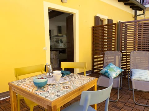 Table, Furniture, Property, Chair, Interior Design, Wood, Yellow, Building, Flooring, Floor