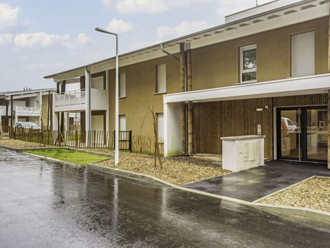 Property, Sky, Cloud, Water, Building, Road Surface, Asphalt, Land Lot, Urban Design, Residential Area