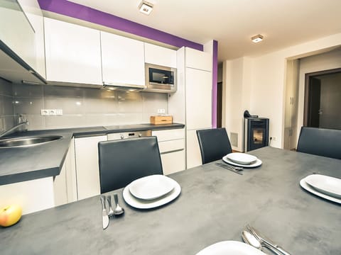 Furniture, Building, Table, Cabinetry, Wood, Countertop, Interior Design, Flooring, Floor, Wall