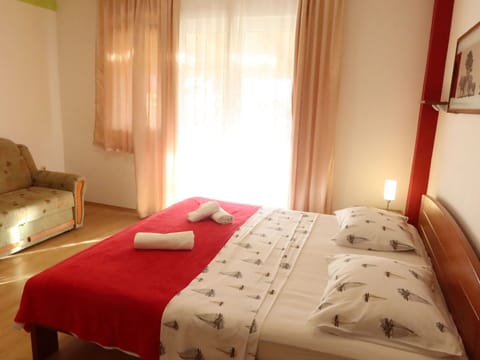 Furniture, Property, Comfort, Building, Wood, Textile, Bed Frame, Curtain, Interior Design, Architecture