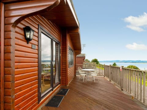 Sky, Property, Building, Cloud, Window, Wood, Plant, Architecture, Cottage, Shade