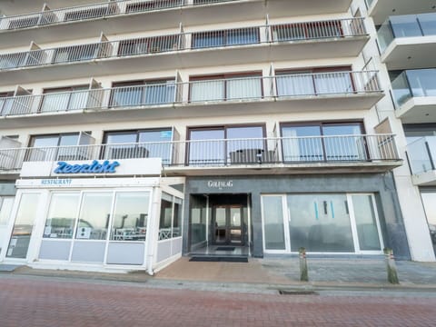 Property, Building, Window, Urban Design, Condominium, Real Estate, Facade, Commercial Building, Door