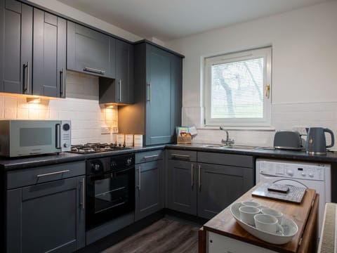 Building, Cloud, Furniture, Window, Sky, Azure, Wood, Interior Design, Shade