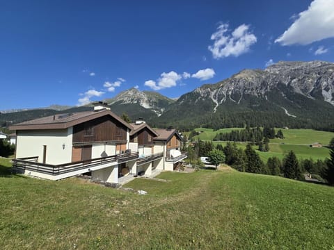 Cloud, Sky, Plant, Mountain, Building, Natural Landscape, Natural Environment, House, Tree, Land Lot