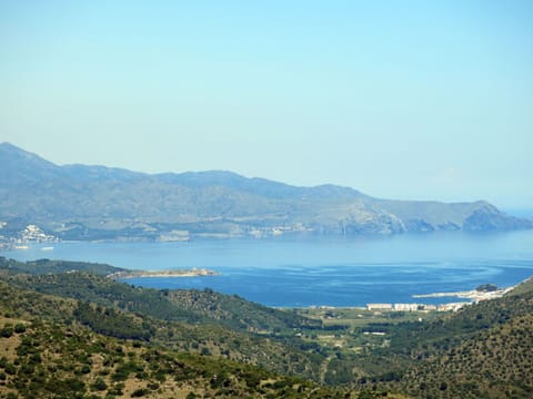 Water, Sky, Water Resources, Mountain, Plant Community, Azure, Cloud, Natural Landscape, Highland, Coastal And Oceanic Landforms