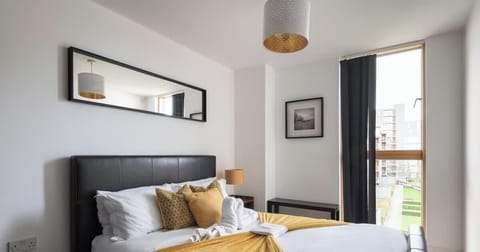 Bedroom at Valore Property Services Short Lets & Serviced Accommodation