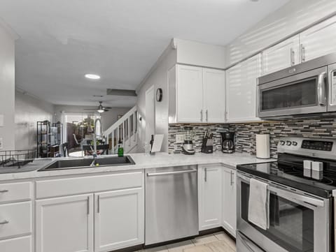 Fully stocked Kitchen with all Cooking essentials
