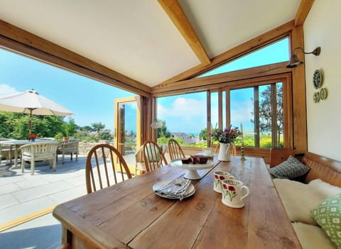 Bifold doors leading out onto patio area