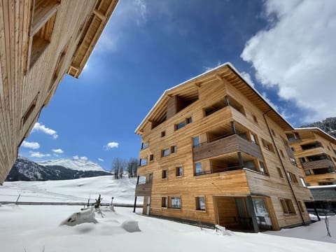 Cloud, Sky, Building, Property, Window, Azure, Wood, Snow, House, Slope
