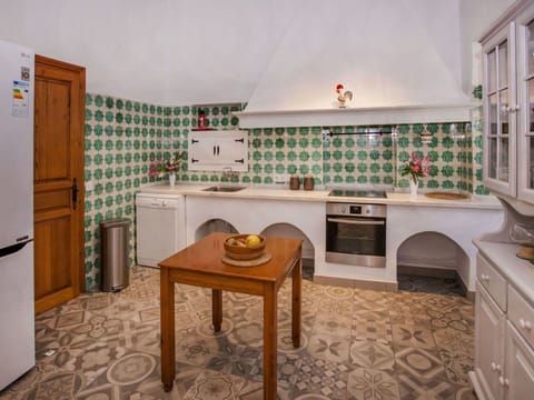 Water, Sky, Water Resources, Plant, World, Cloud, Tree, Urban Design, Watercourse, Body Of Water