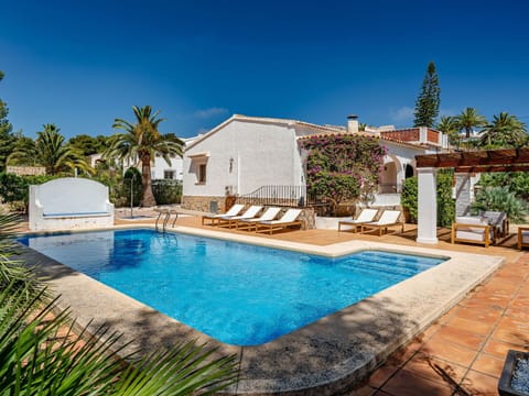 Resort, Swimming Pool, Home, Estate, Eco Hotel, Hacienda, Villa, Landscaping, Outdoor Furniture