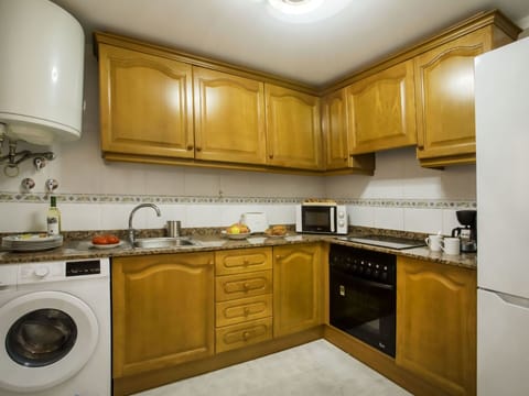 Cabinetry, Laundry Room, Property, Countertop, Sink, Kitchen Appliance, Kitchen Stove, Kitchen, Kitchen Sink, Tap