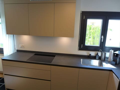 Sky, Building, Furniture, Daytime, Property, Chair, Light, Table, Nature, Shade