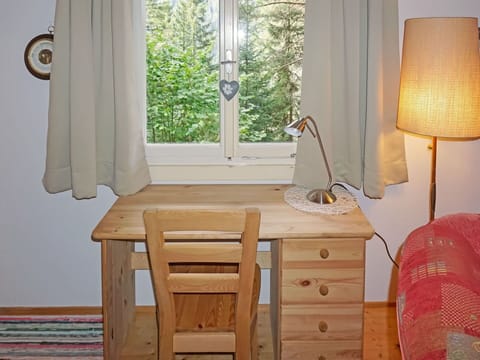 Furniture, Property, Cabinetry, Wood, Drawer, Textile, Comfort, Interior Design, Lighting, Window