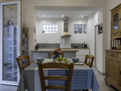 Furniture, Cabinetry, Property, Table, Plant, Wood, Chair, Interior Design, Countertop, Floor