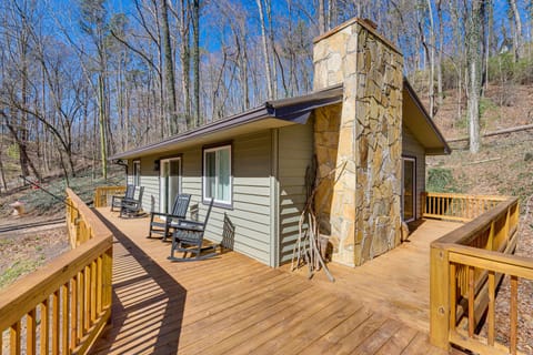 Deck | Outdoor Seating