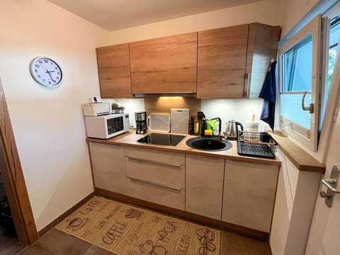 Cabinetry, Kitchen Sink, Furniture, Countertop, Kitchen Stove, Sink, Wood, Kitchen Appliance, Home Appliance, Interior Design