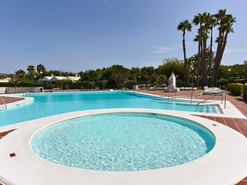 Water, Sky, Cloud, Property, Swimming Pool, Seaside Resort, Azure, Blue, Building, Outdoor Furniture