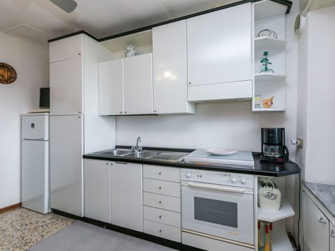 Furniture, Property, Cabinetry, Picture Frame, Window, Building, Comfort, Azure, Drawer, Wood