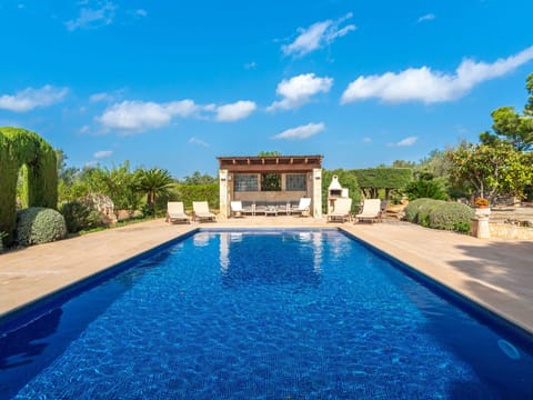 Water, Plant, Sky, Cloud, Daytime, Swimming Pool, Blue, Tree, Body Of Water, Architecture