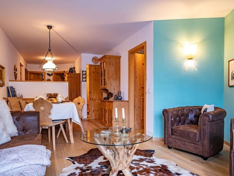 Furniture, Property, Table, Picture Frame, Decoration, Azure, Building, Wood, Lighting, Living Room