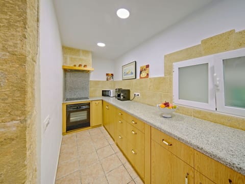 Cabinetry, Countertop, Property, Sink, Tap, Drawer, Wood, Interior Design, Flooring, Floor