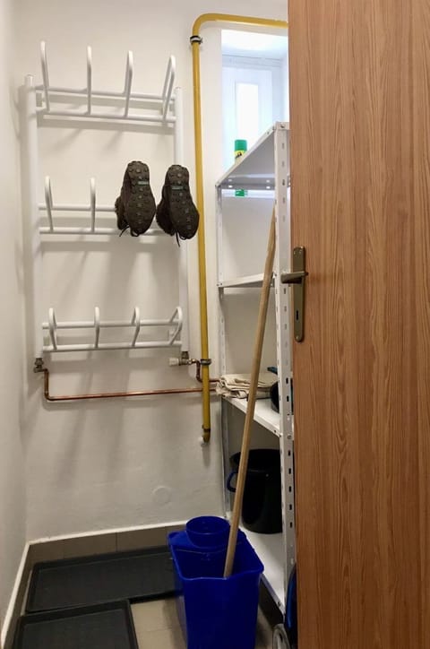 Property, Shelf, Shelving, Interior Design, Wood, Floor, Wall, Flooring, Gas, Ladder